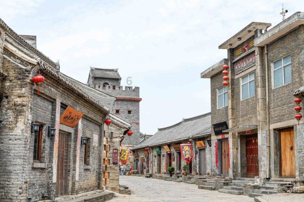 望城发布大风蓝色预警，预计区未来24小时将出现6～7级大风